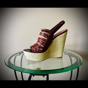 Steve Madden Strap Wedge Size 9